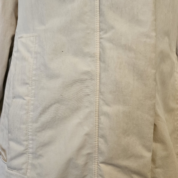 The North Face winter jacket - Picture 6 of 7